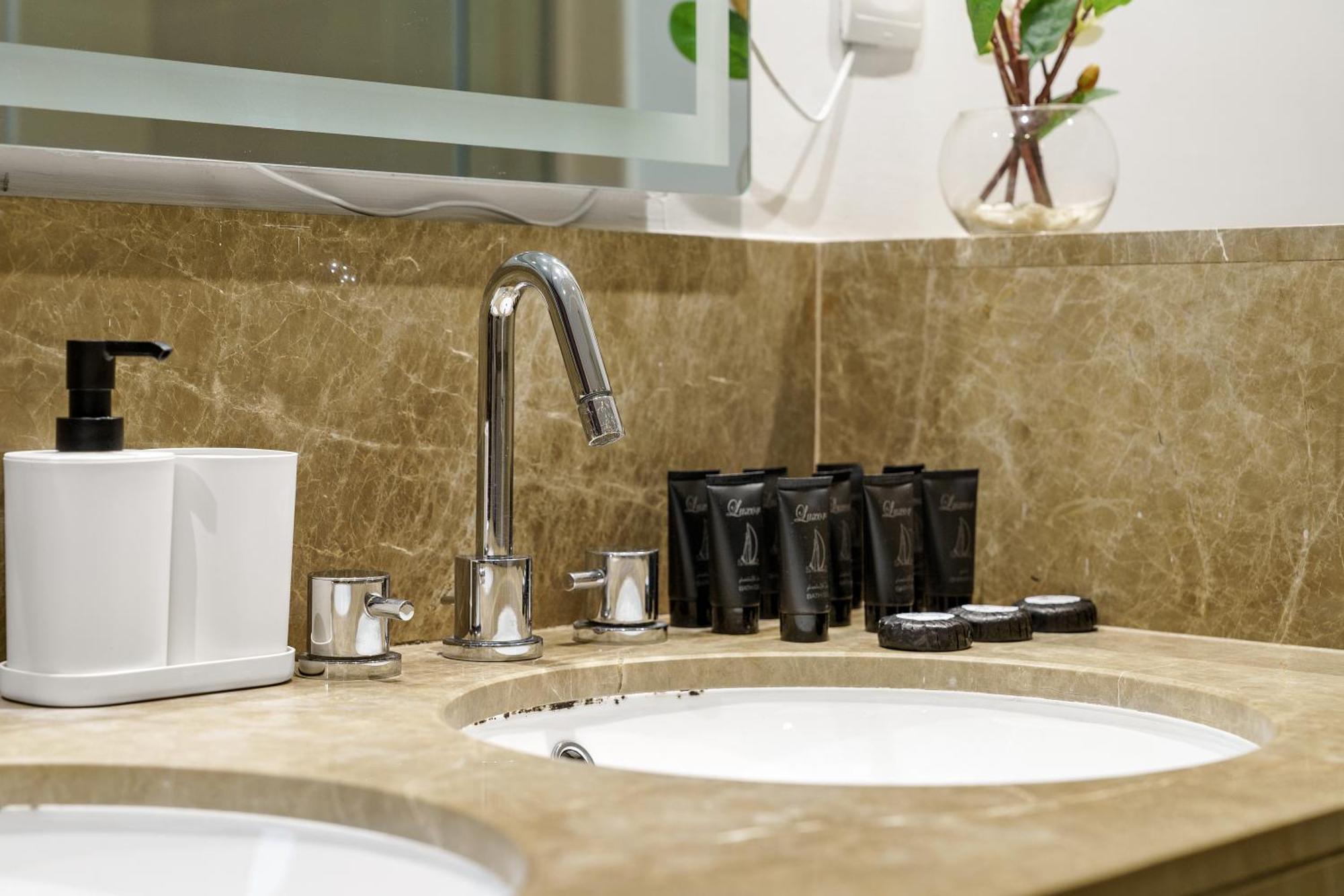 First Class 3br Burj Khalifa & Fountain View Apartment *